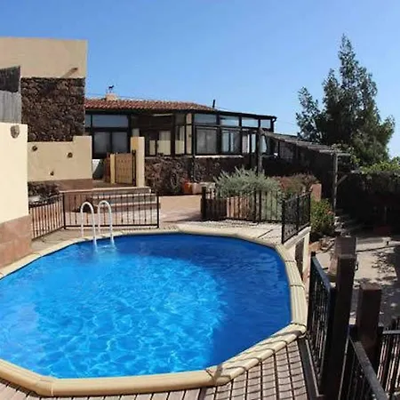 Вилла Volcanic View & Pool